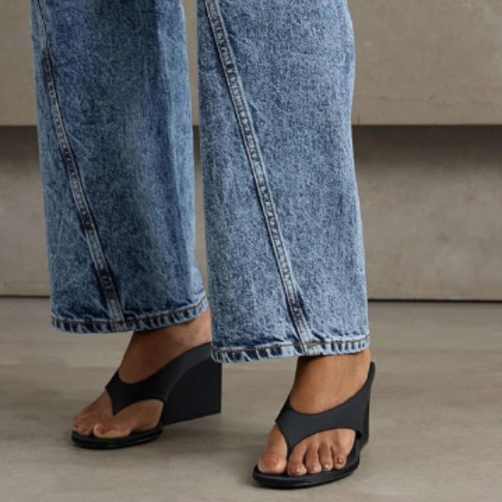 Wansseny Black Unique Wedge High Heel Flip Flops Slip on Open Toe Mules